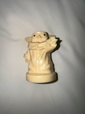 Yoda Fruit Nut Figurine